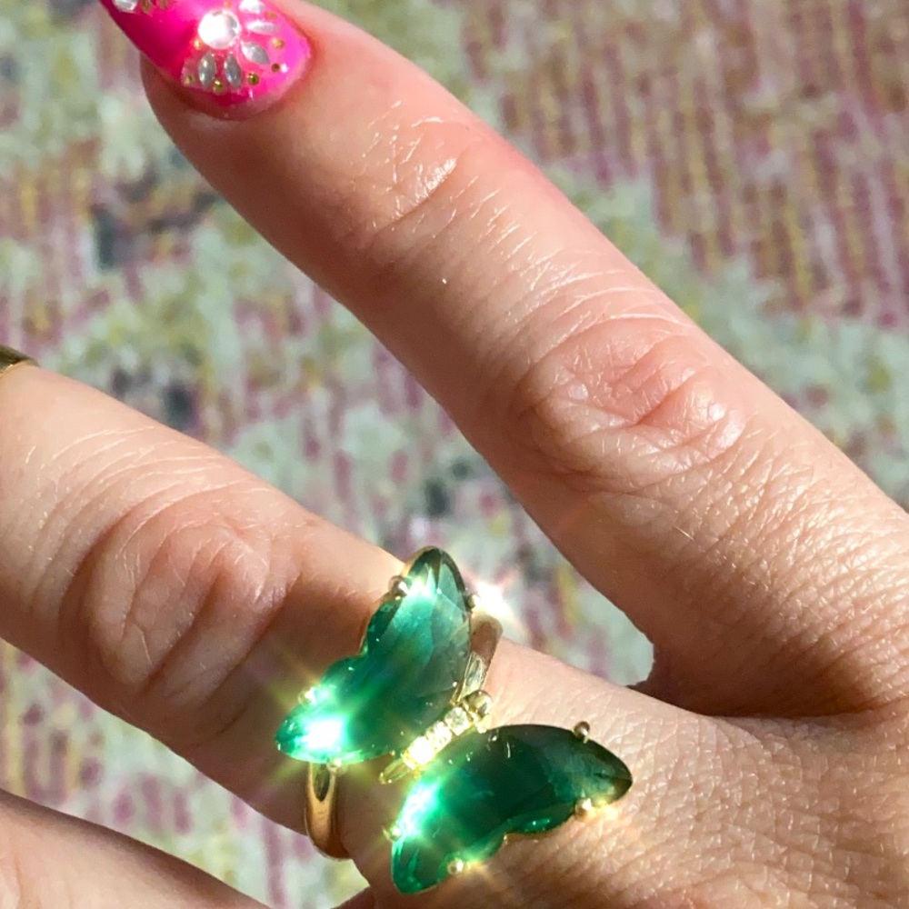 Butterfly 🦋 Ring - Picture 10 of 10